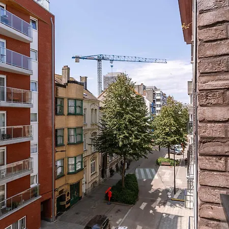Daire Huswell - Modern With Sunny Terrace In Oostende