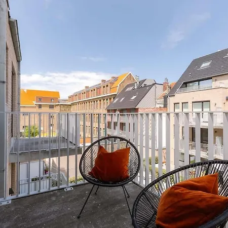 Casiola - Modern With Sunny Terrace In شقة *