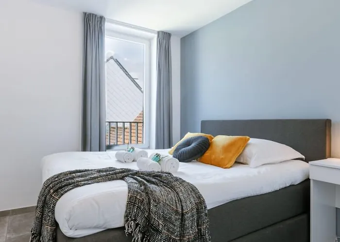 Huswell - Modern With Sunny Terrace In Appartement *