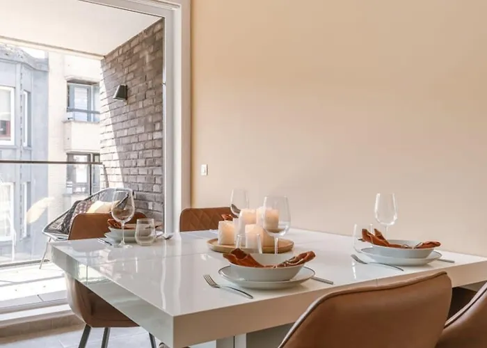 Casiola - Modern With Sunny Terrace In Apartamento *