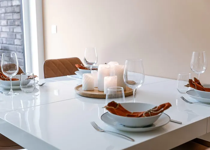 Casiola - Modern With Sunny Terrace In Apartamento