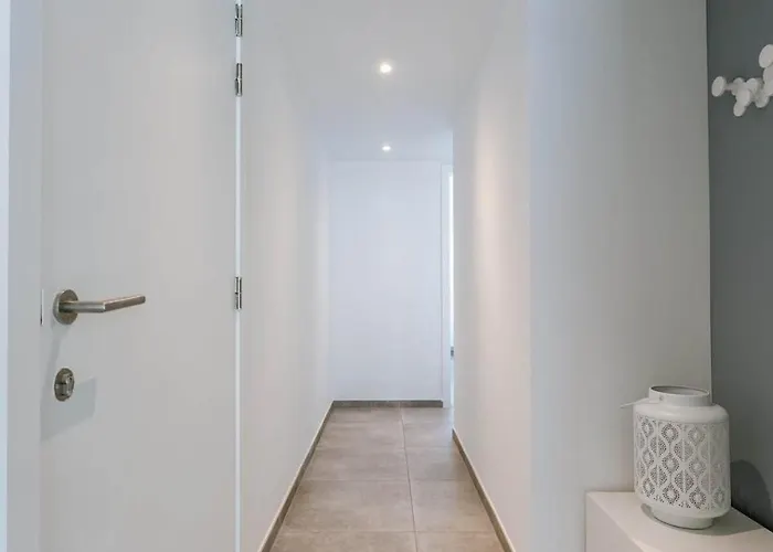 Apartamento Casiola - Modern With Sunny Terrace In