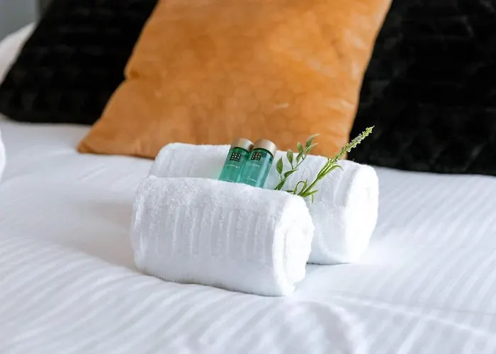 Casiola - Modern With Sunny Terrace In Apartamento